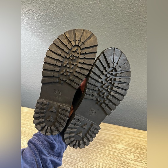 Zara Black Chunky Sole Sandals - Picture 6 of 9